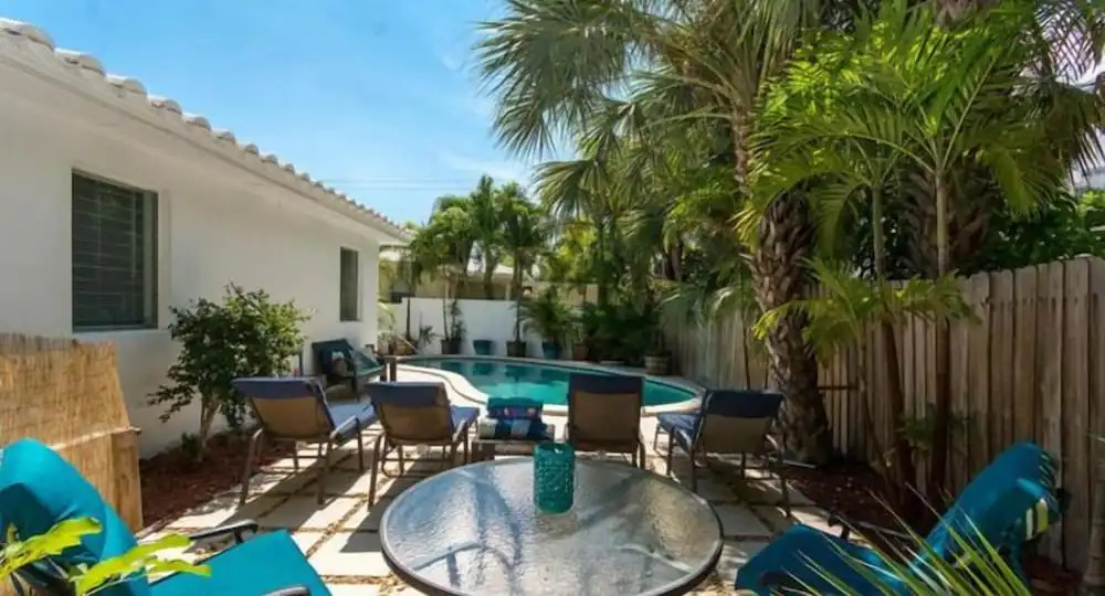 Salty Bungalow Casa Carmela