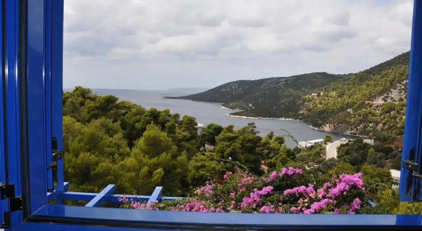 Villa Peukos