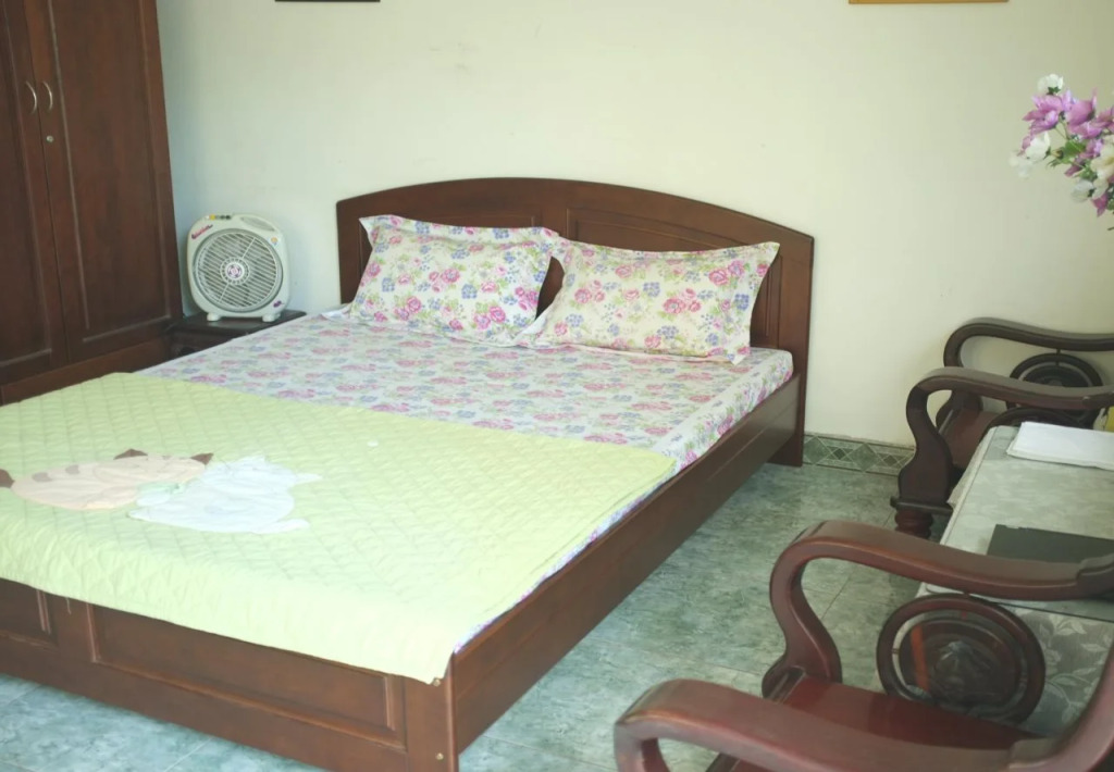 V Homestay
