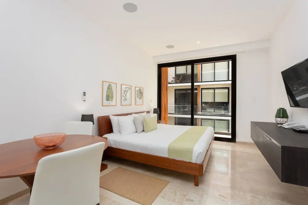 Cozy Studio In Playa Del Carmen Downtown - Few Steps From the Beach!!!