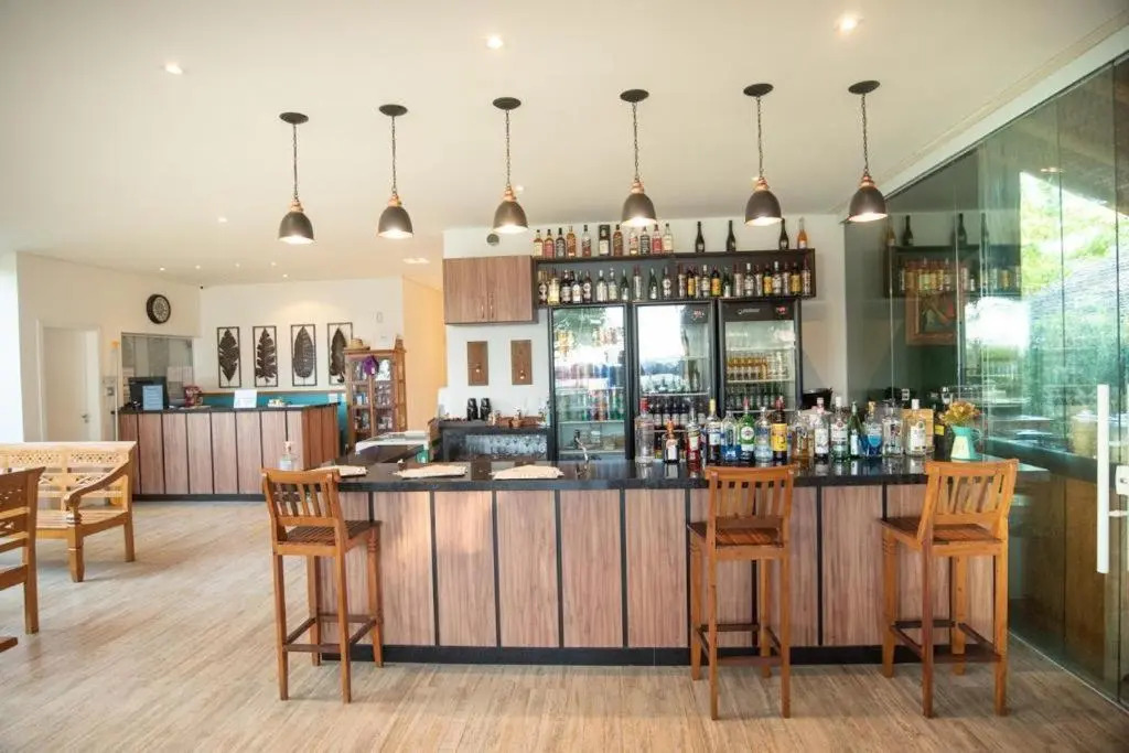 Pousada Conca di Mare - Restaurante próprio - Pé na areia