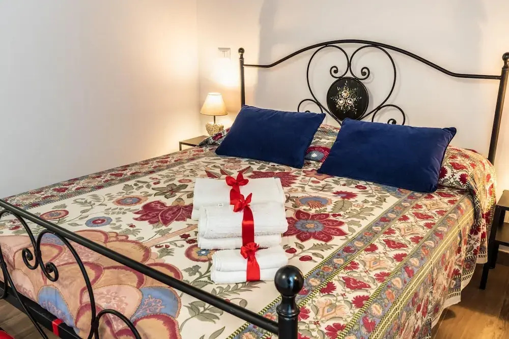 Casa Emma in Avola with 2 bedrooms and 1 bathrooms