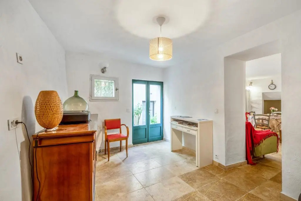 Maison de 2 chambres avec vue sur la ville et wifi a Bonnieux