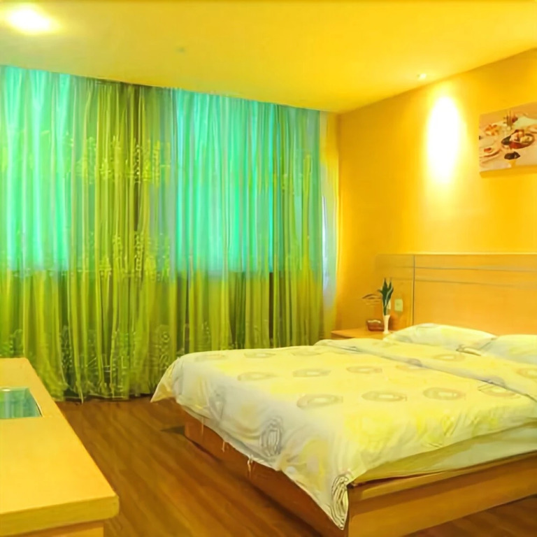 Hui 8 Chain Hotel