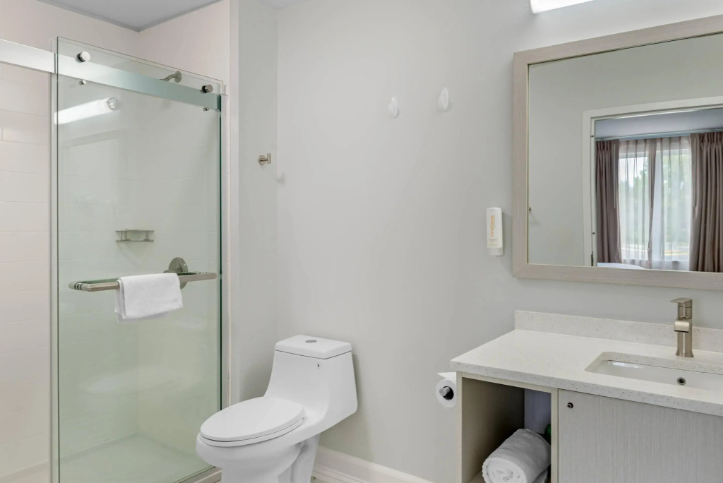 MainStay Suites Chesapeake - Greenbrier