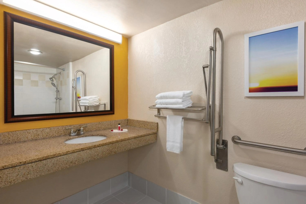 enVision Hotel Miami International Airport