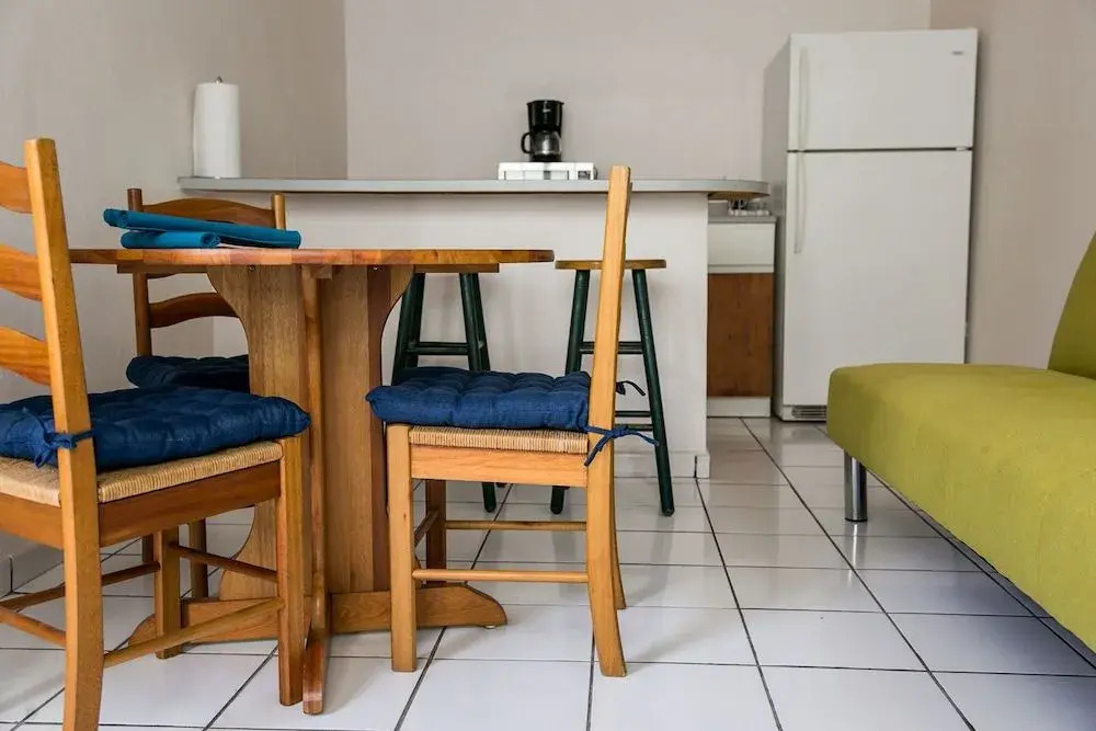 Numero Uno Beach Apartments