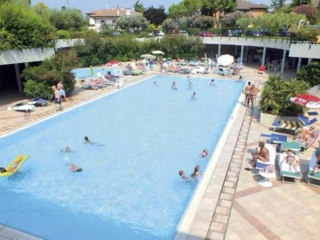 Hotel Holiday