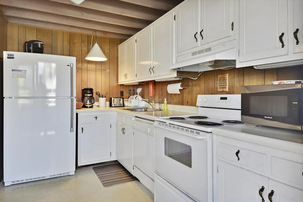 39554 Cove Rd 4 Ocean Court by Long & Foster