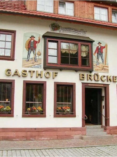 Zur alten Brücke