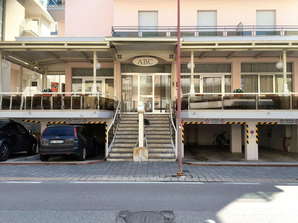 Abc Hotel