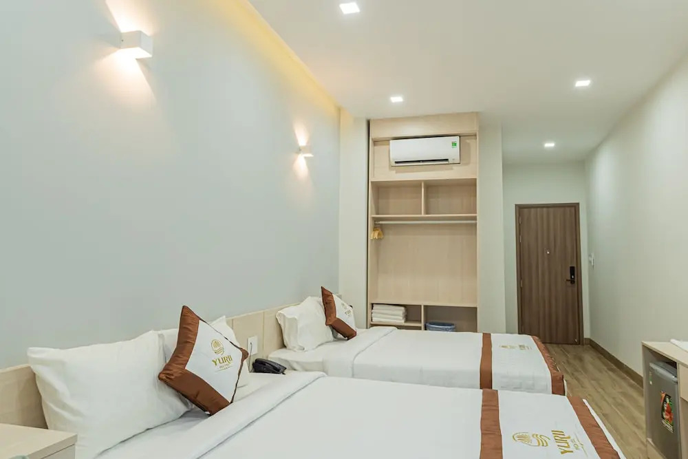 Yurii Hotel