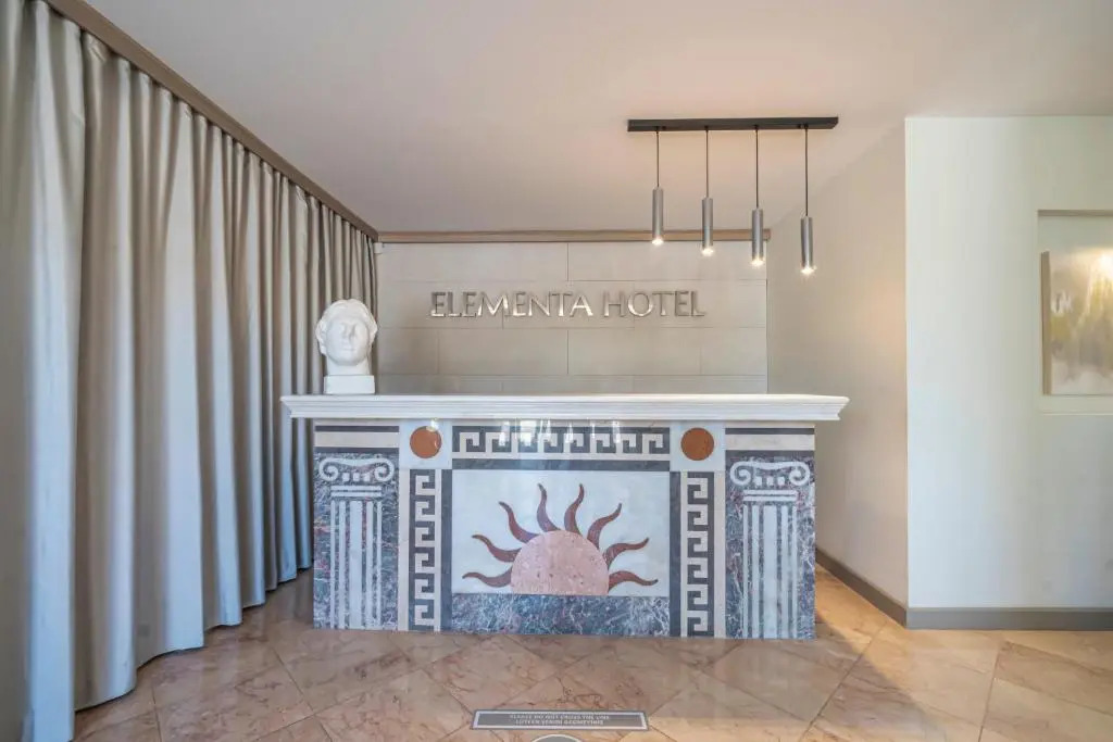 Elementa Boutique Hotel