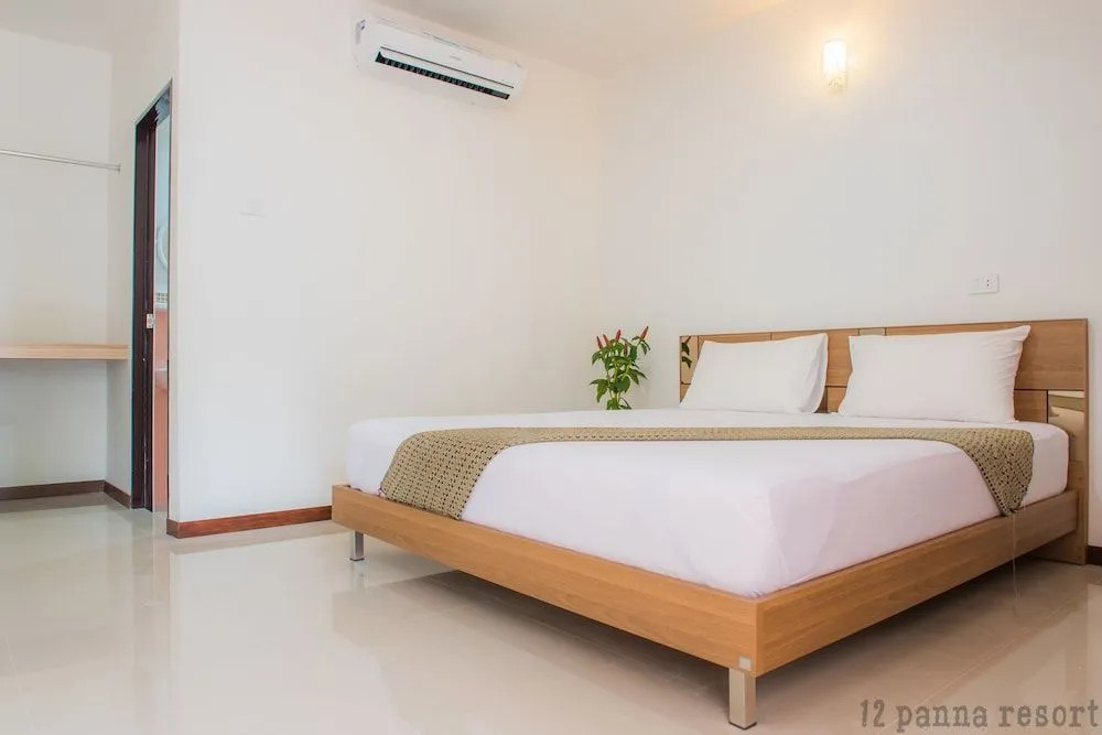 12PunNa Resort