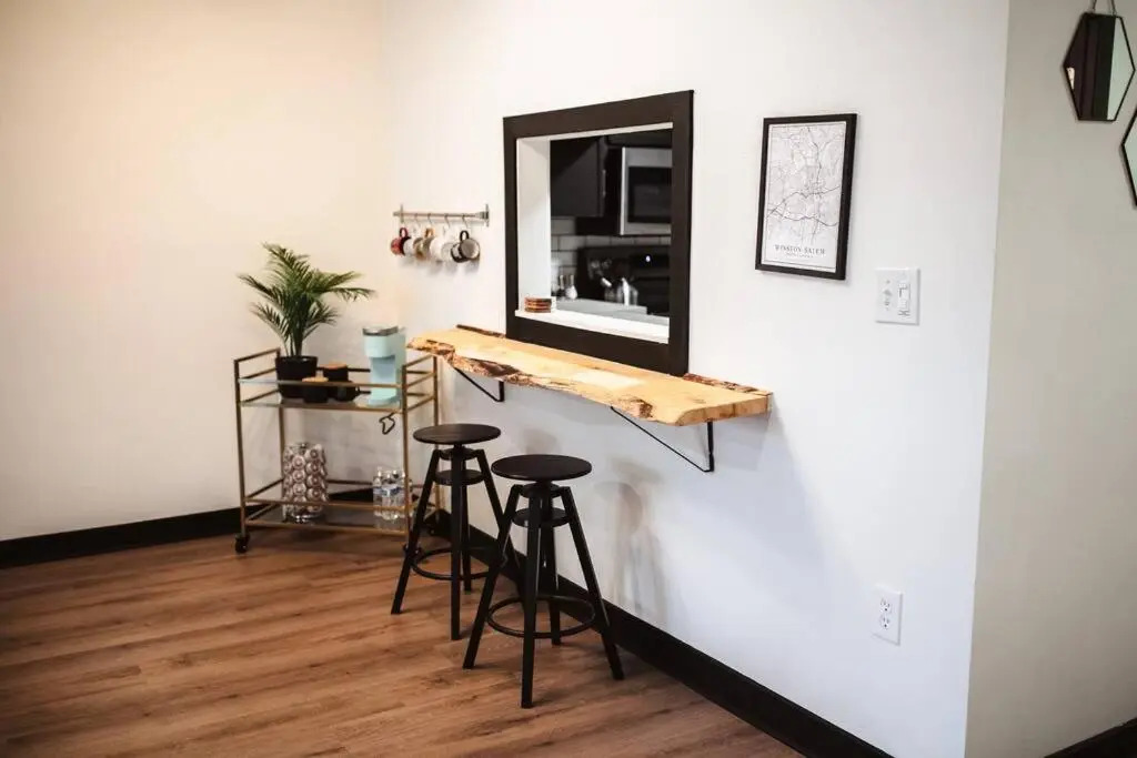 The Spruce Goose- Eclectic 2BD/1.5BA ENTIRE Condo