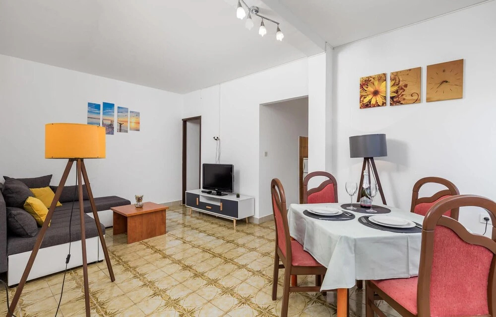 Stunning Home in Rab With Wifi and 1 Bedrooms