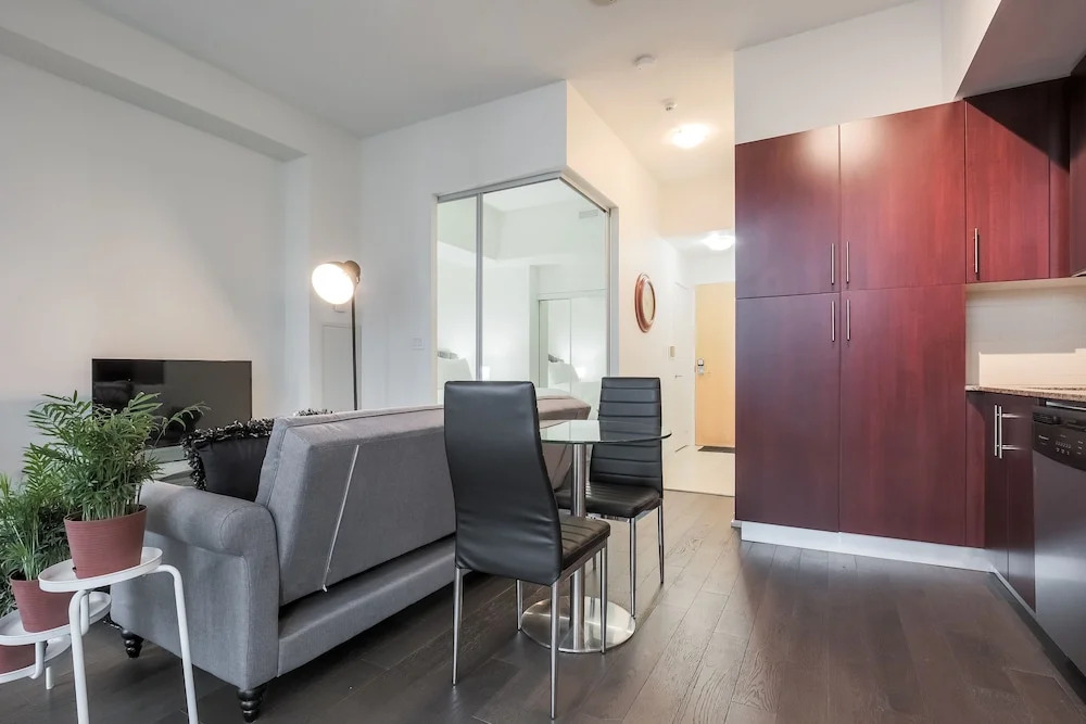 Noel Suites - Air Canada Centre