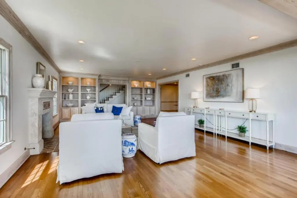 Villa Dolce Vita - Luxuriate in Sweeping Intracoastal Views of Palm Beach