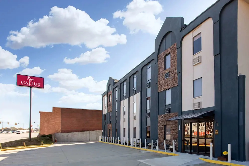 Country Hearth Inn & Suites - Columbia