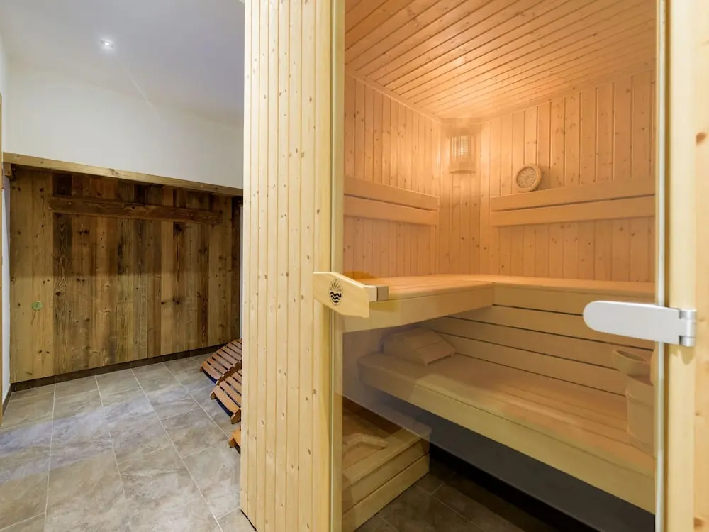 Chalet in Alpendorf near Ski Slopes