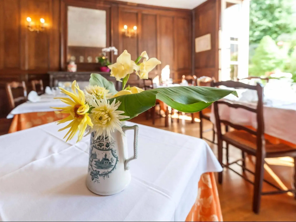Logis Hôtel le Corneille