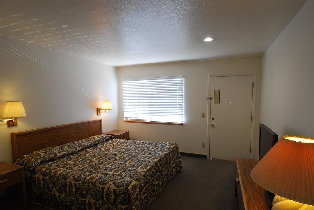 El Rancho Motel