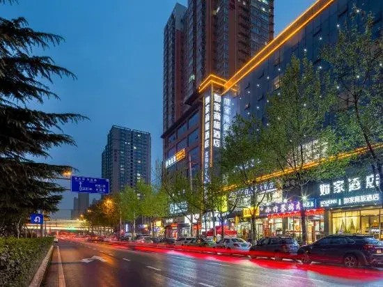 Qingning Premium Selected Hotel (Xi'an Sanqiao Zaoyuan Subway Station)