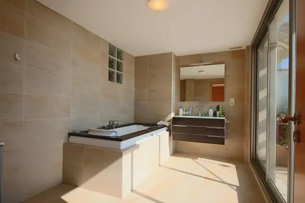 New 2019 Incredible 180m2 Exclusive Penthouse With Sea Views