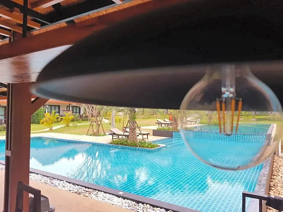 Poochommhok Resort