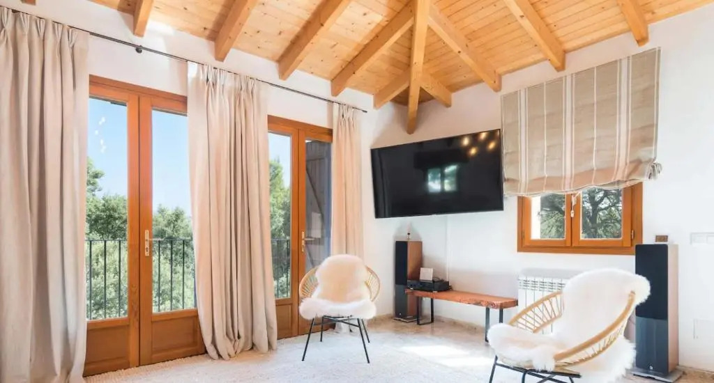 Cas Pastor by Villas Tramuntana