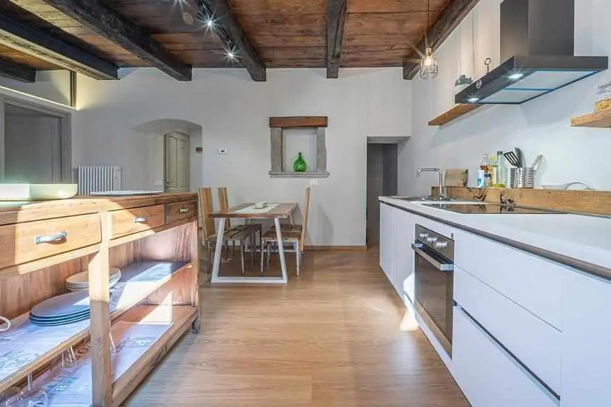 L Arco appartamento centro storico Orta SGiulio