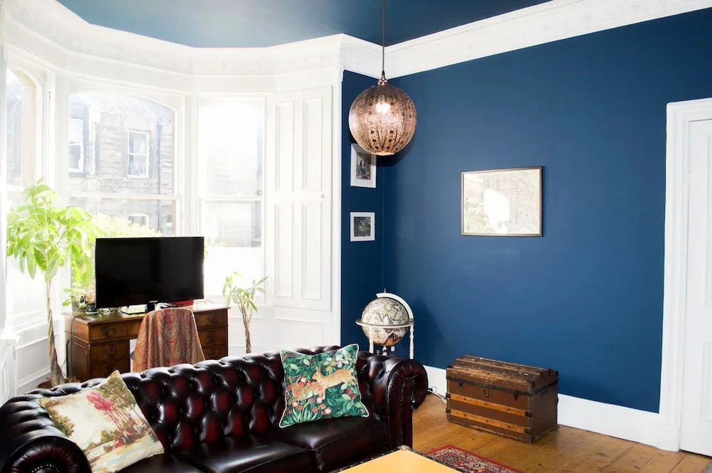 Bright Flat in Edinburgh With Private Garden