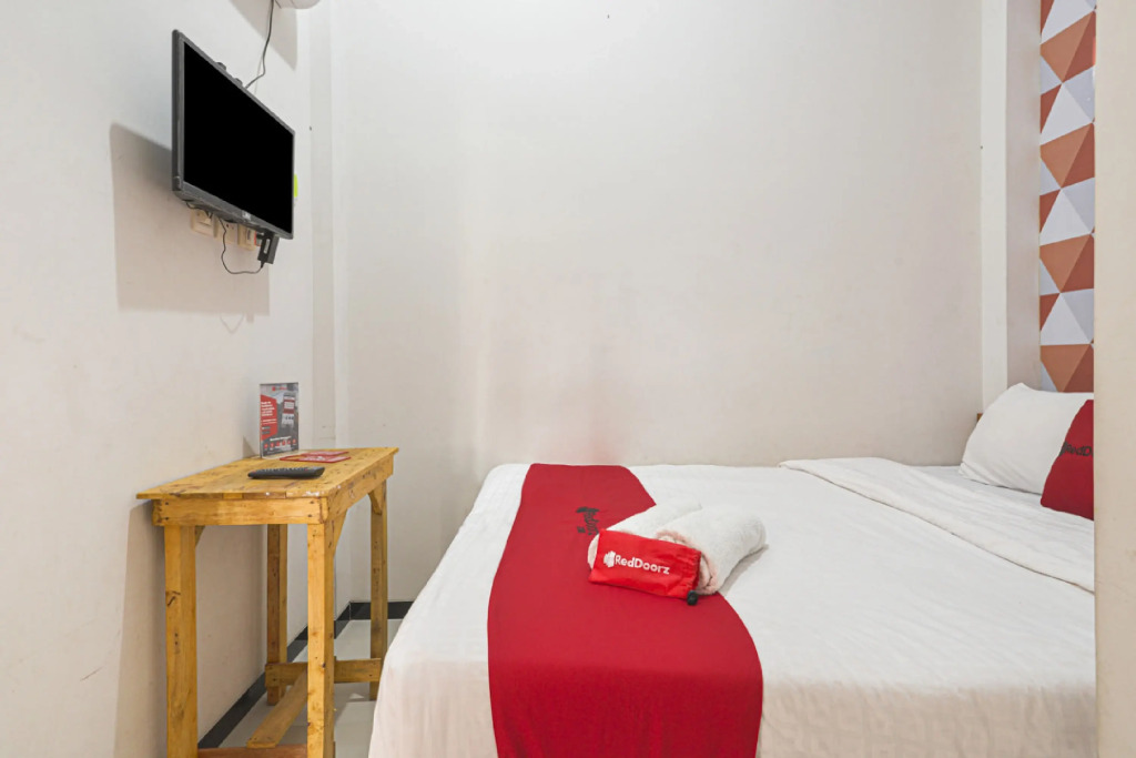 RedDoorz Syariah @ Tatasurya Guesthouse Malang