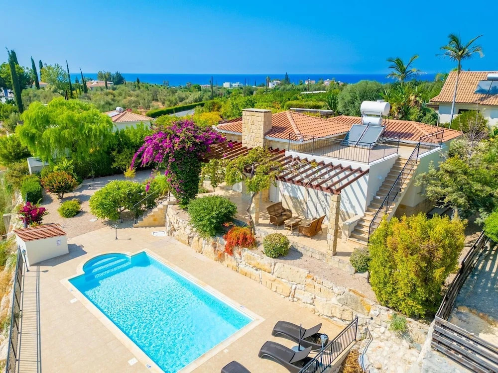 Villa Lone