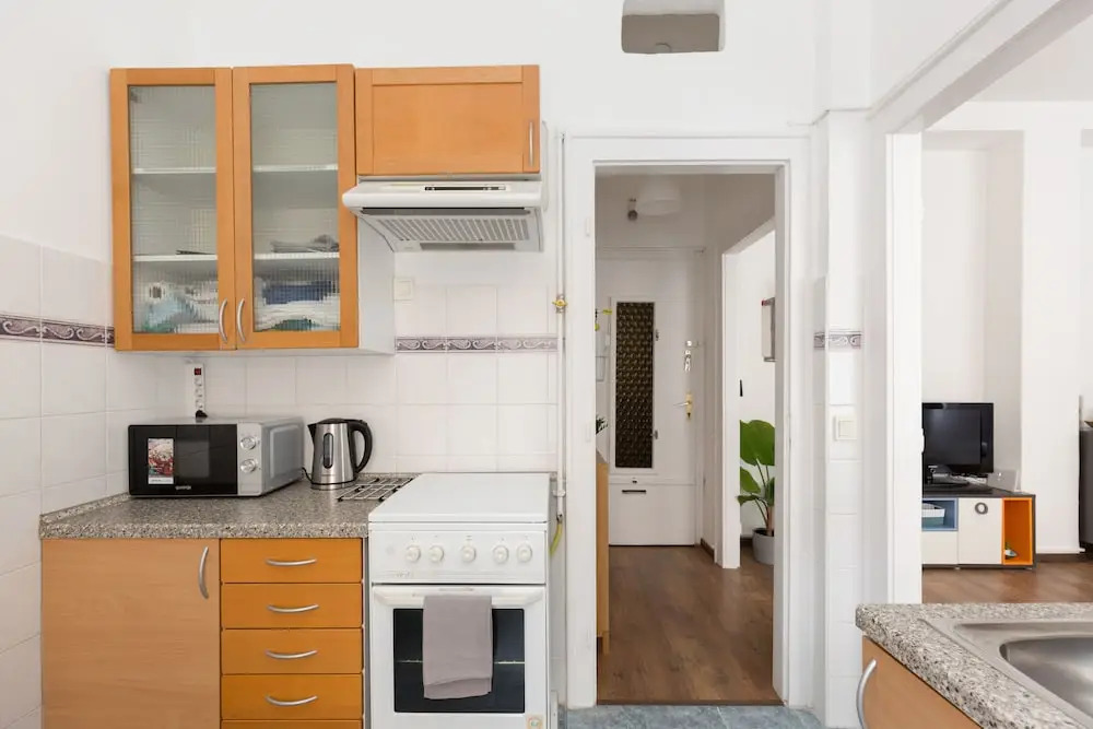 Metro Central Apartment
