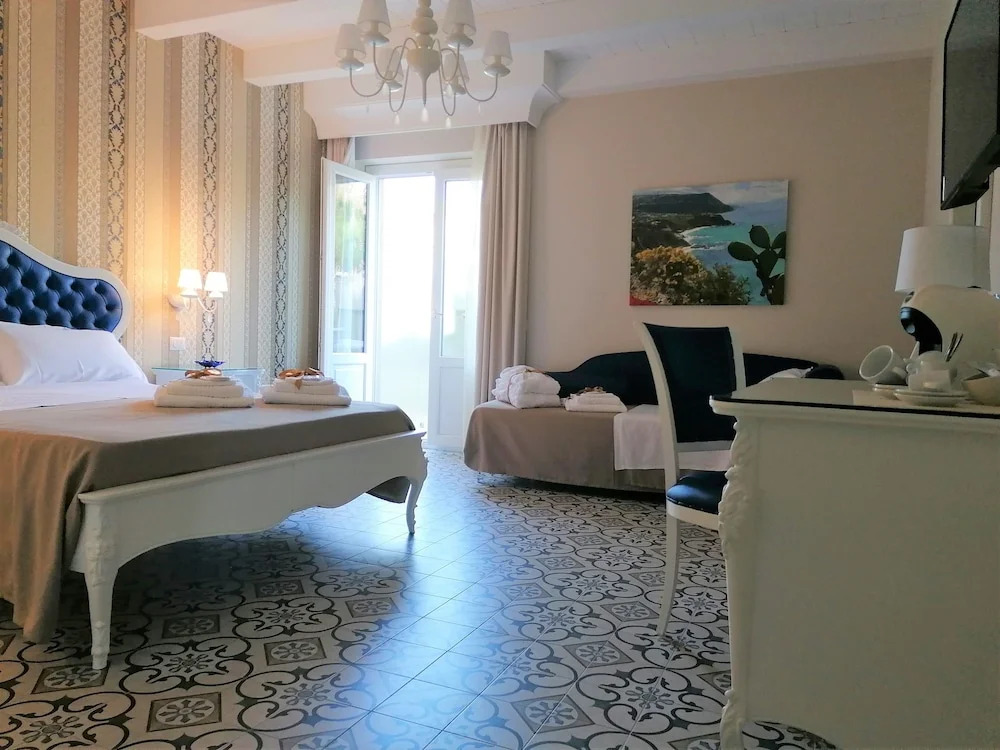 Sui Generis Tropea Luxury Rooms