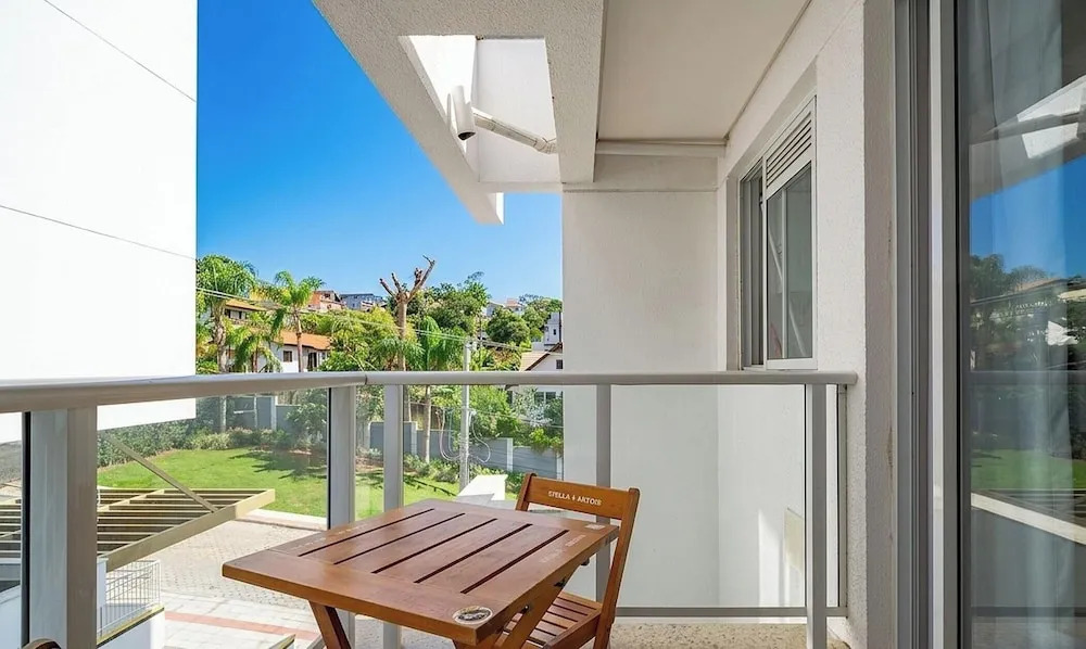 Apt Close to Beach & Floripa Shopping [eaz305]