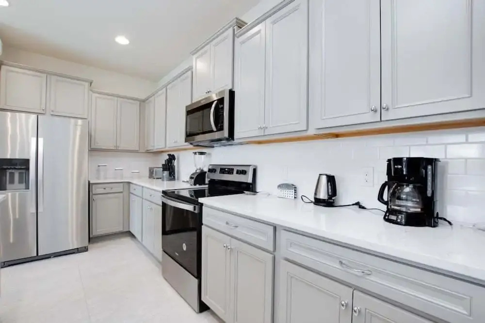 Beautiful 5 Bed Pool Home At Resort- No Resort Fee 5 Bedroom Townhouse