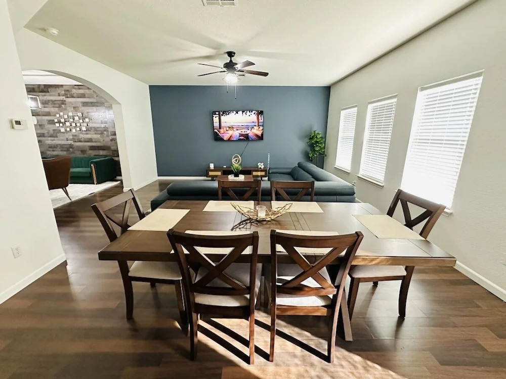 Sandy Home