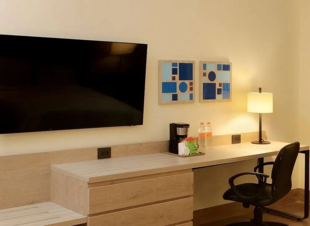 Holiday Inn Express