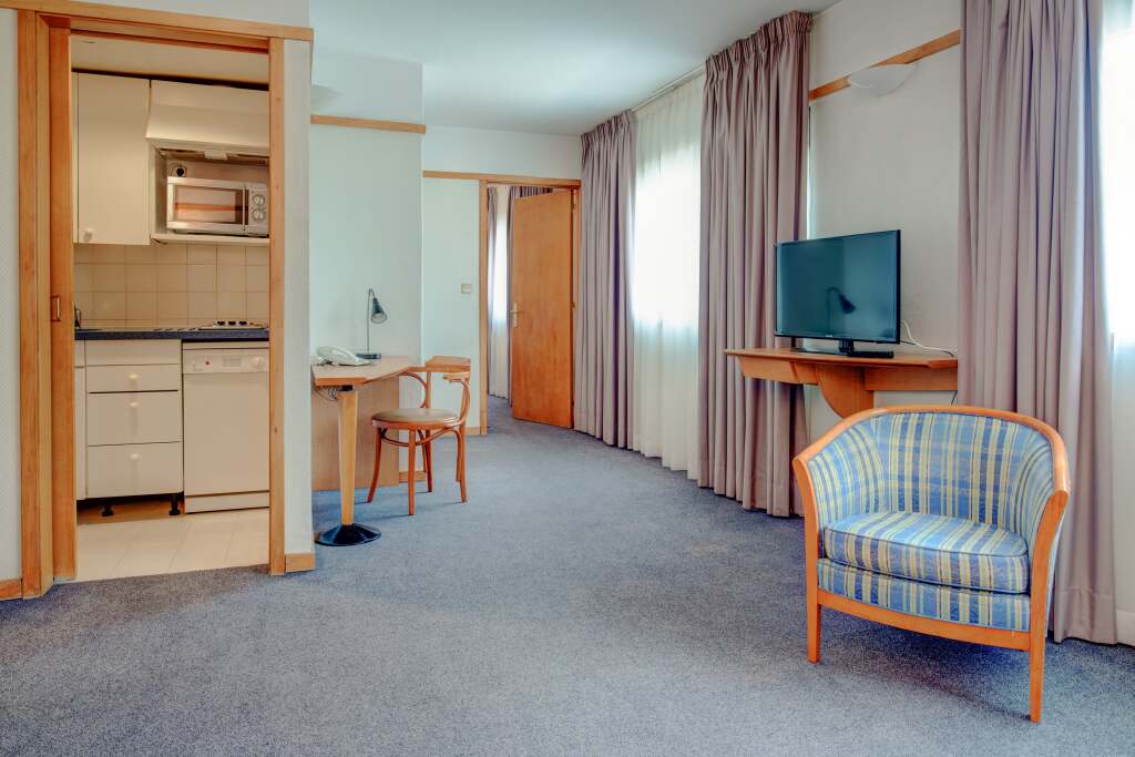 VIP Executive Eden Aparthotel