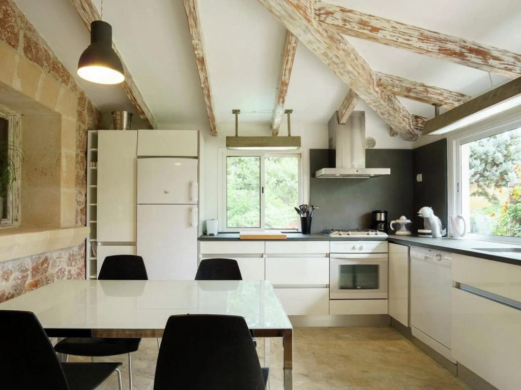 Luxurious Country House With Heated Pool for 8 People in Pollensa