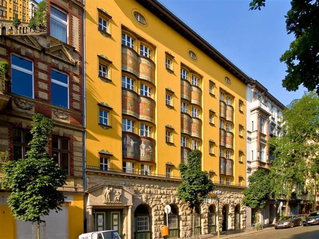 Amstel House Hostel