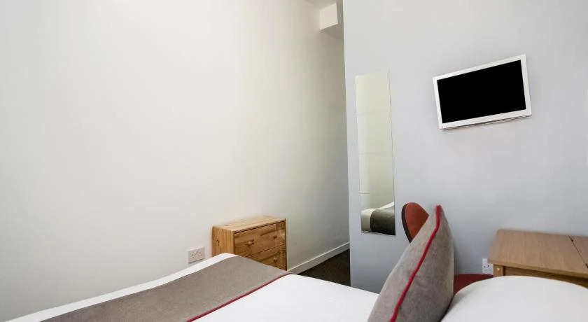 Citysteps Hotels Newcastle West