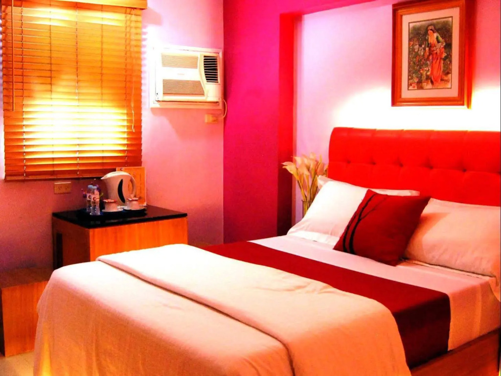 Mariposa Budget Hotel - Sta. Rosa Laguna