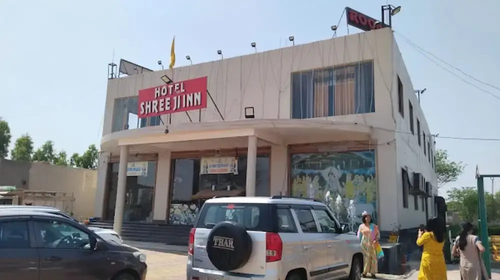 Hotel Shree Ji Inn