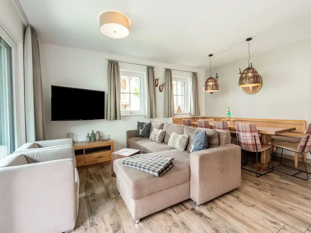 Chalet in Niedernsill near Ski Slopes