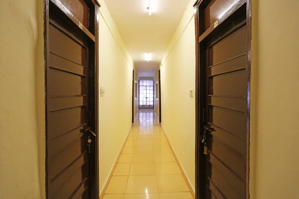 OYO Flagship 22884 Hotel Shingar