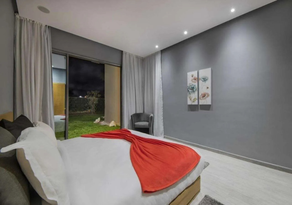 Palms Edge Villas avec Piscine & Jardin Privés
