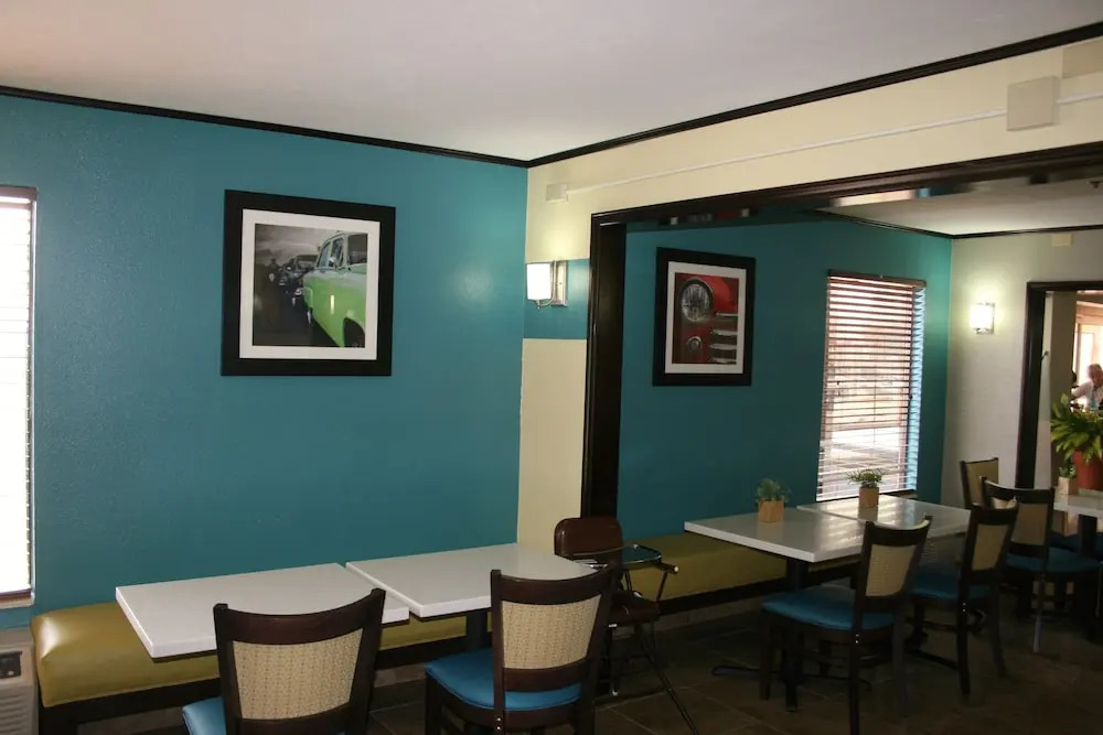 Comfort Inn